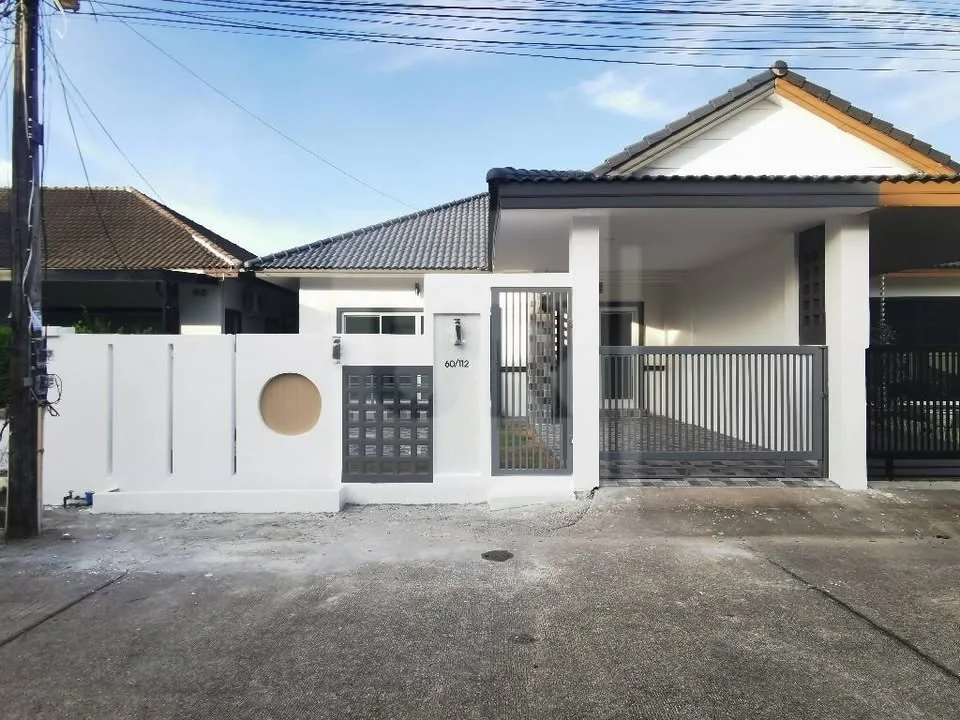 2-Bedroom House in Chalong, property photo