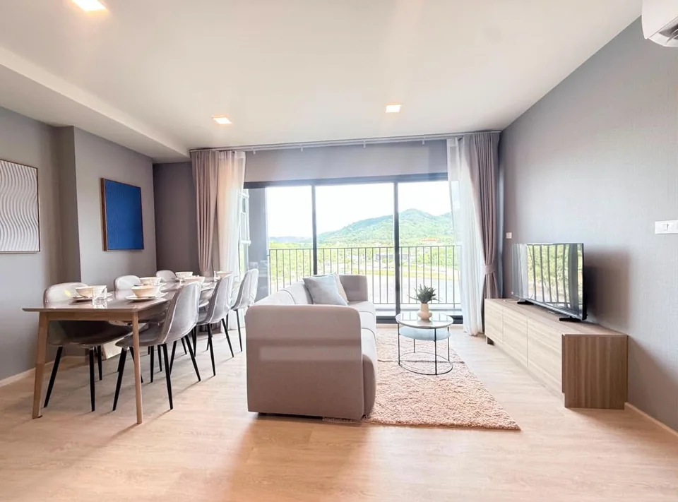 2 Bedroom Condo In Choeng Thale, property photo