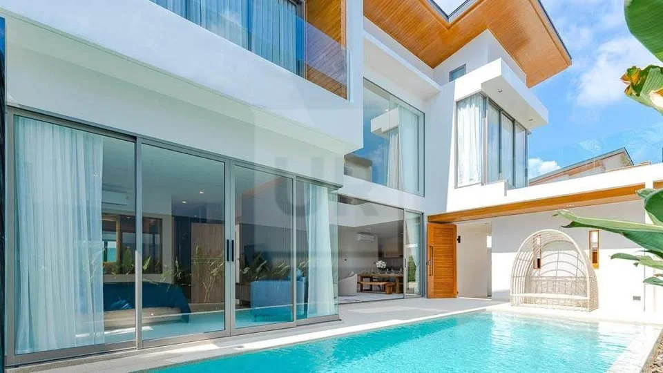 3-Bedroom Pool Villa in Choeng Thale, property photo