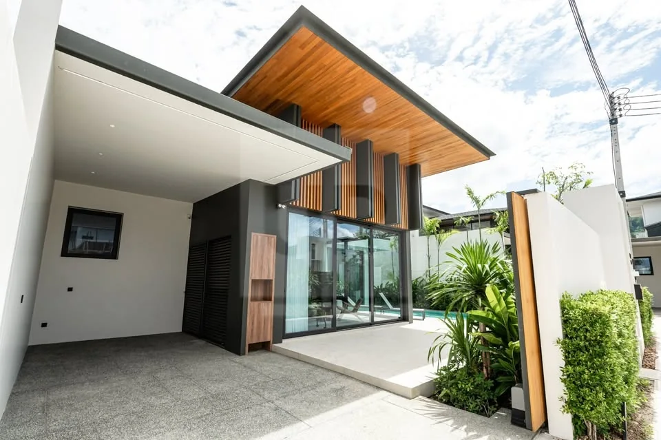Private Pool 4-Bedroom Pool Villa in Chalong, property photo