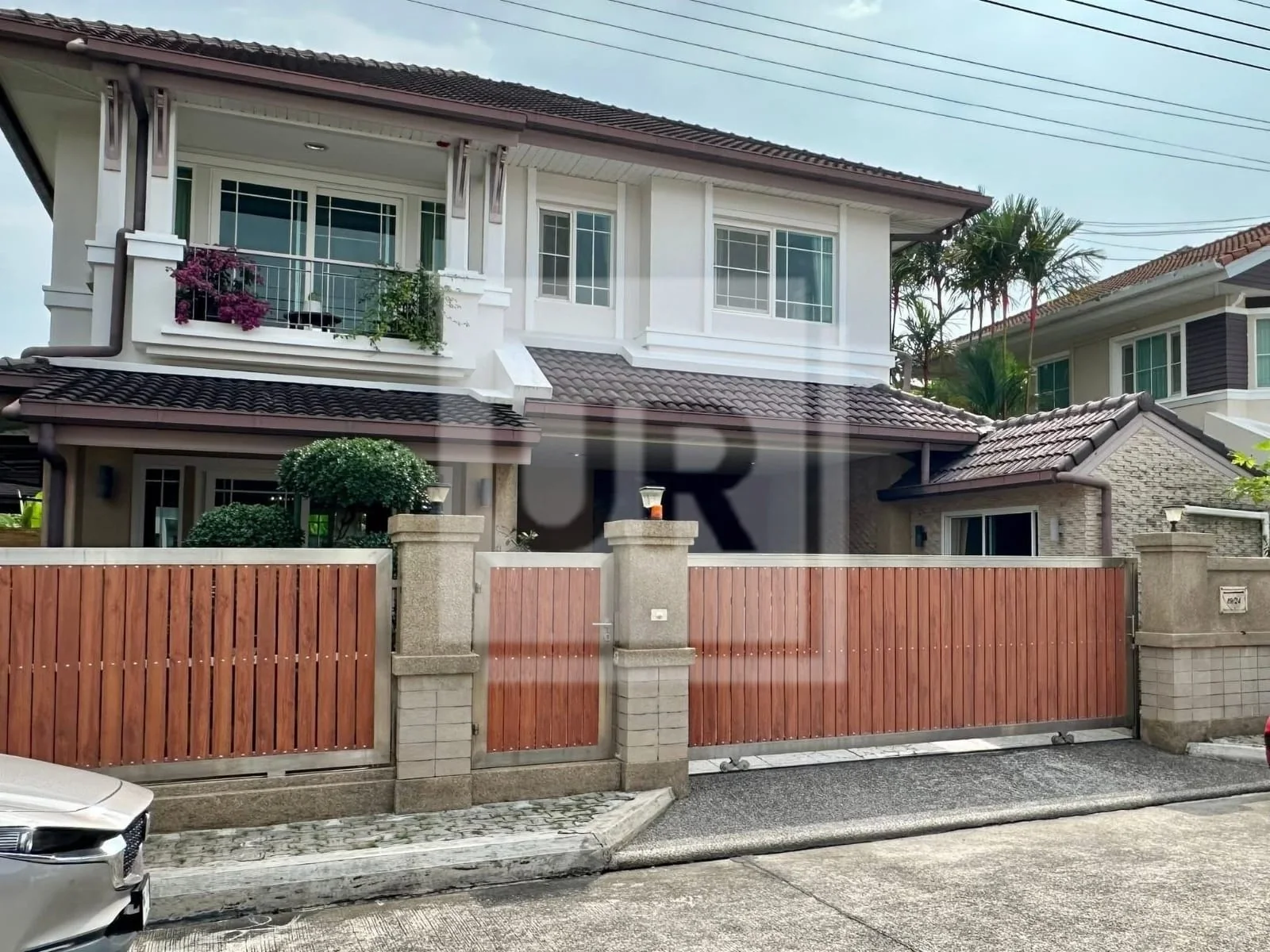 Private Garden 4-Bedroom House in Chalong, property photo