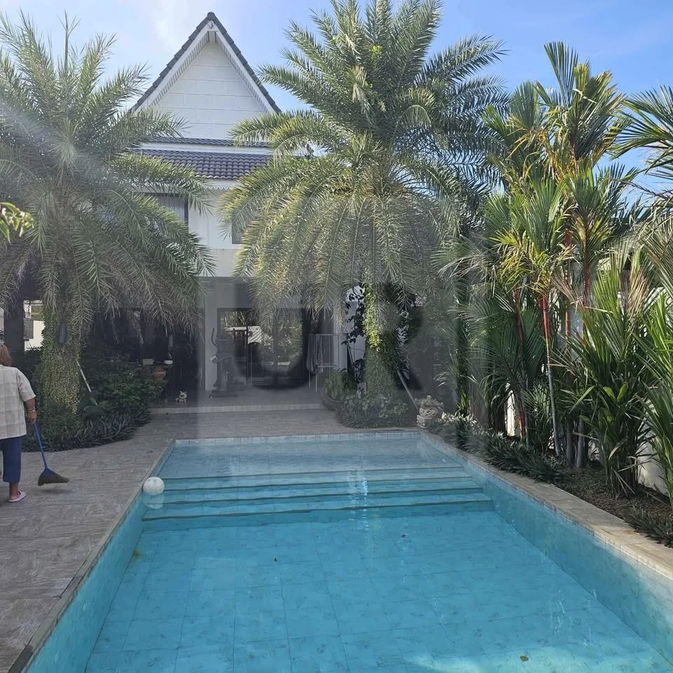 4-Bedroom Pool Villa in Chalong, property photo