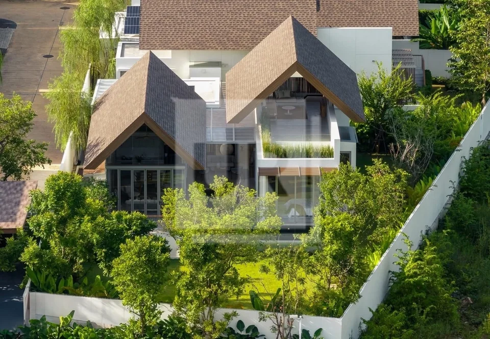 Slow Island Days Begin at This 3-Bedroom Pool Villa, property photo