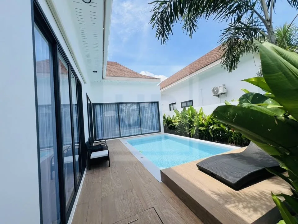 Brand New 3-Bedroom Pool Villa in Chalong, property photo