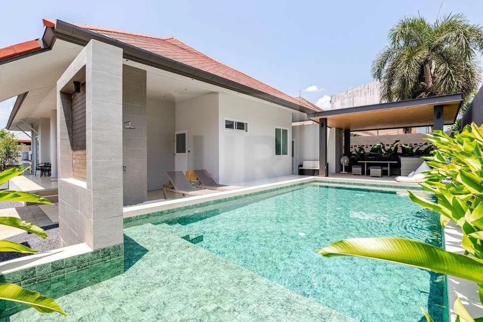 Private Pool Living with Space to Unwind in Pa Klok, property photo