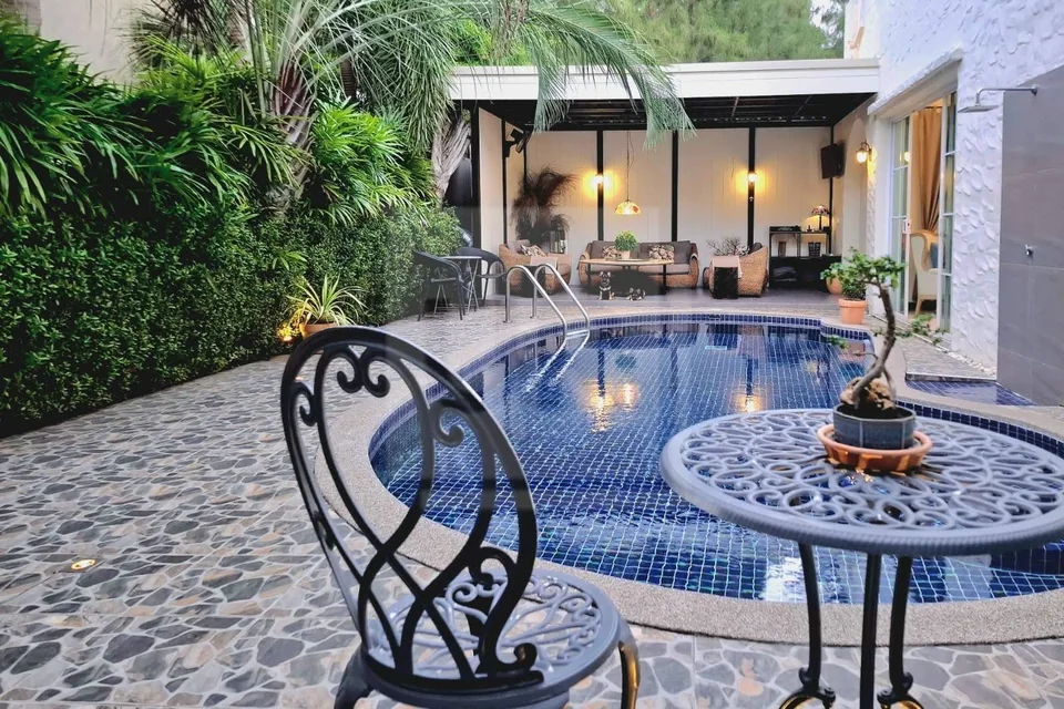 Private 3-Bedroom Pool Villa in Rawai, property photo