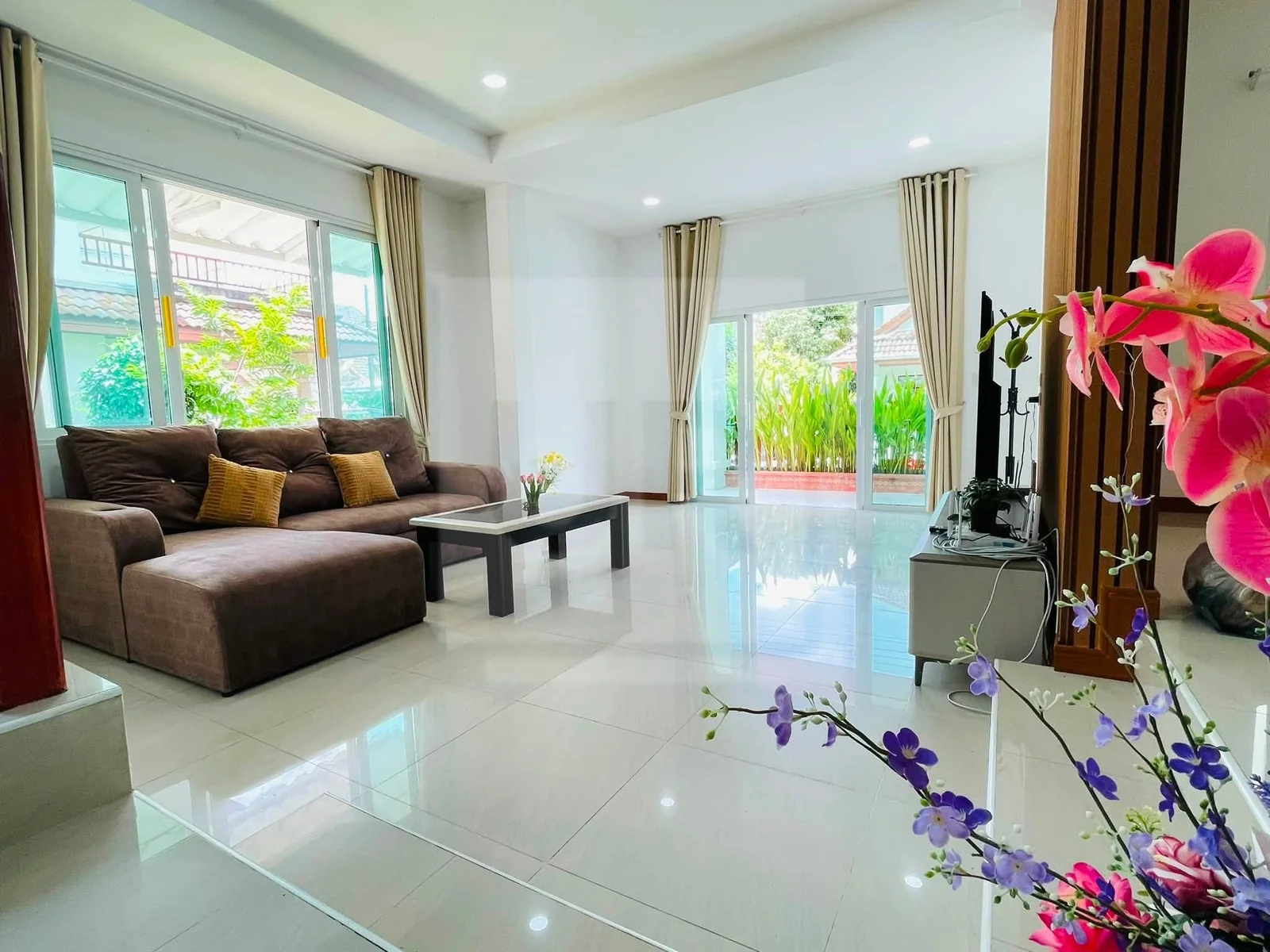 4-Bedroom Stand Alone House  in Kathu, property photo