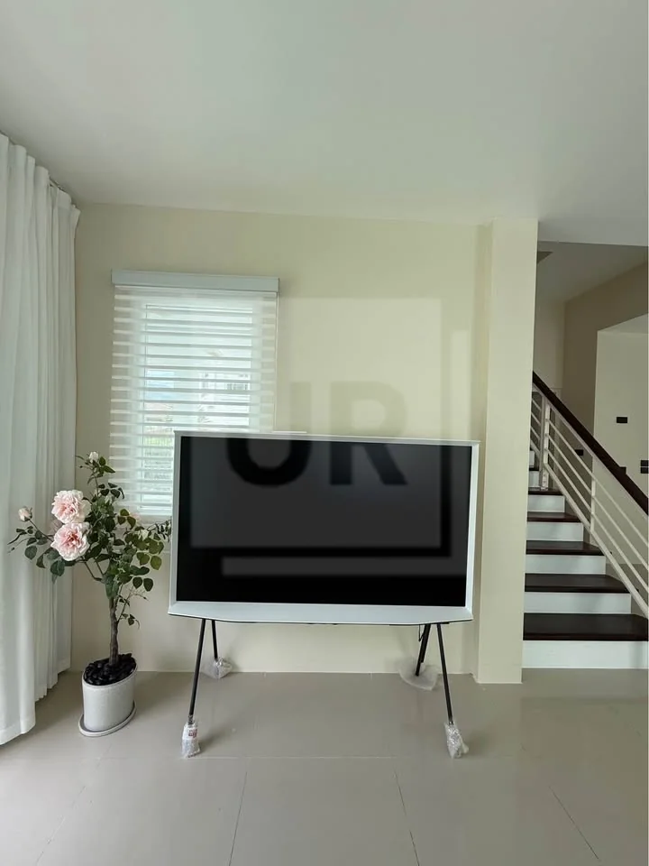 Modern 3-Bedroom House in Chalong, property photo