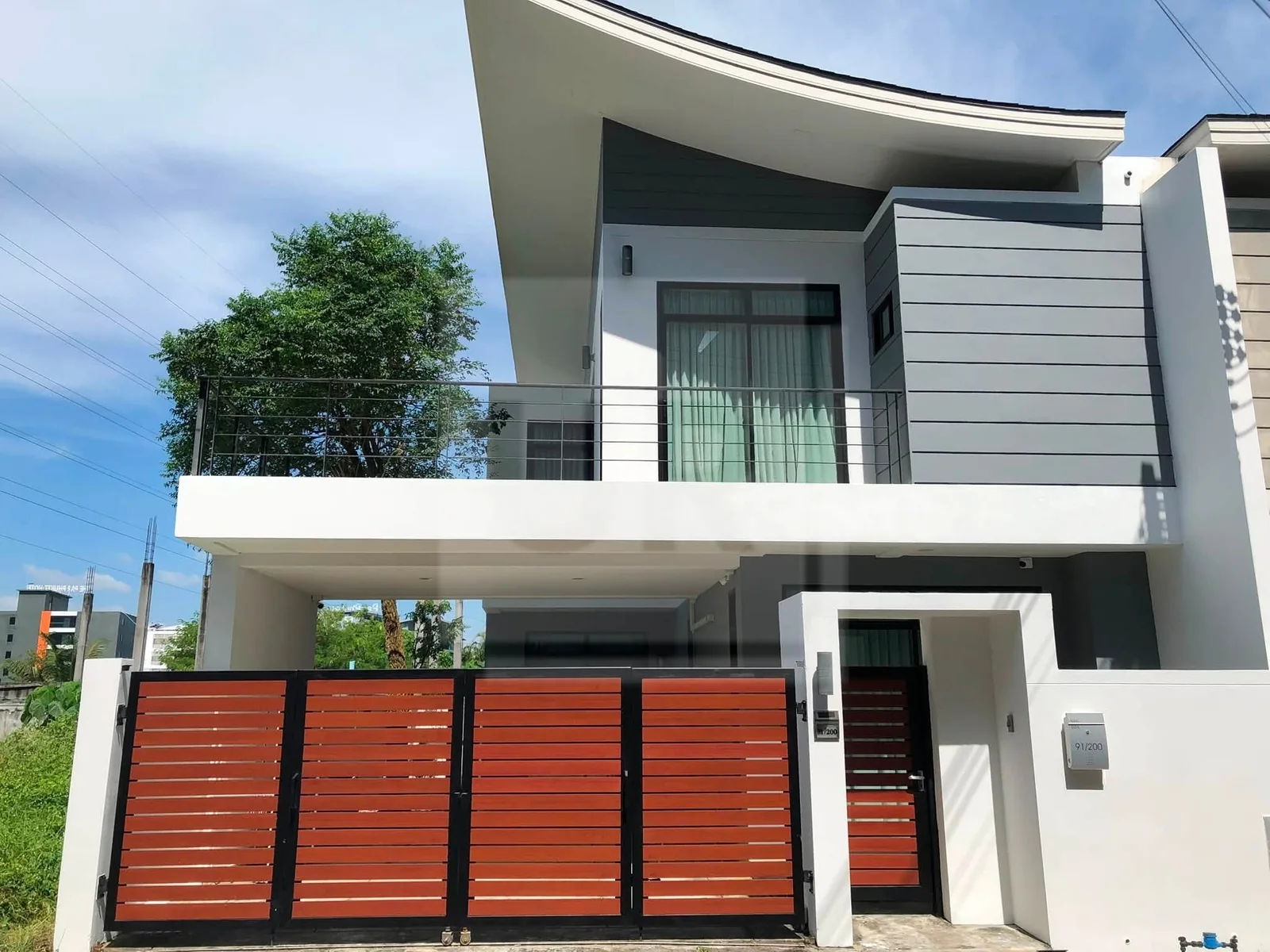 Pet-Friendly 3-Bedroom House in Kathu, property photo