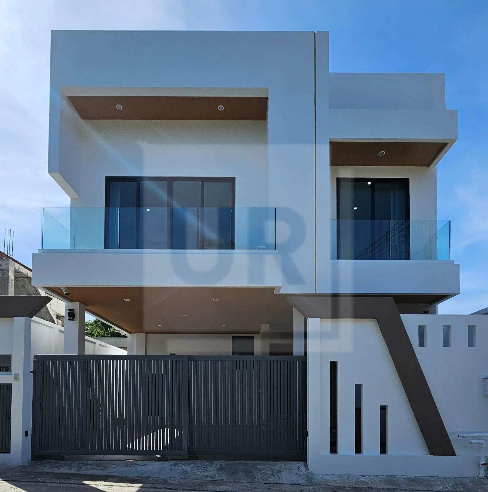 4-Bedroom Pool Villa for Poolside Living in Rawai, property photo