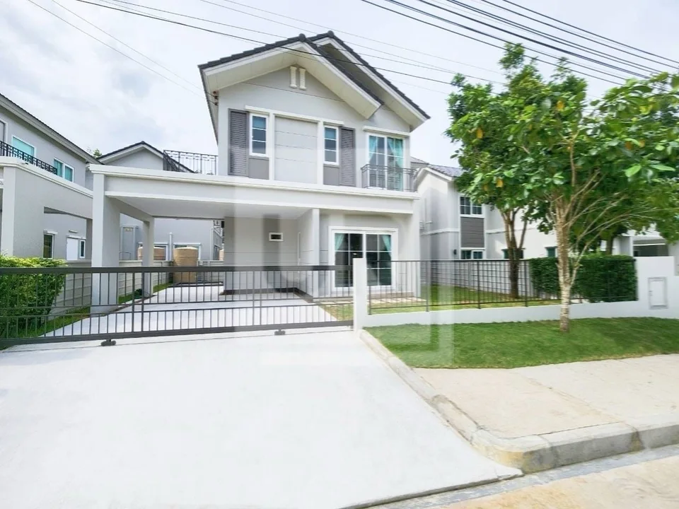 3-Bedroom  Modern Home, property photo