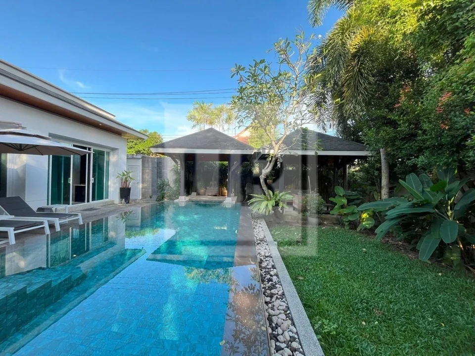 Coastal Living at This 2-Bedroom Pool Villa in Rawai, property photo