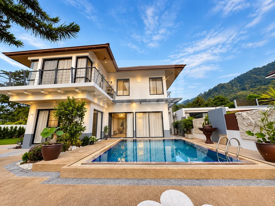 5-Bedroom Pool Villa  in Kathu, property photo