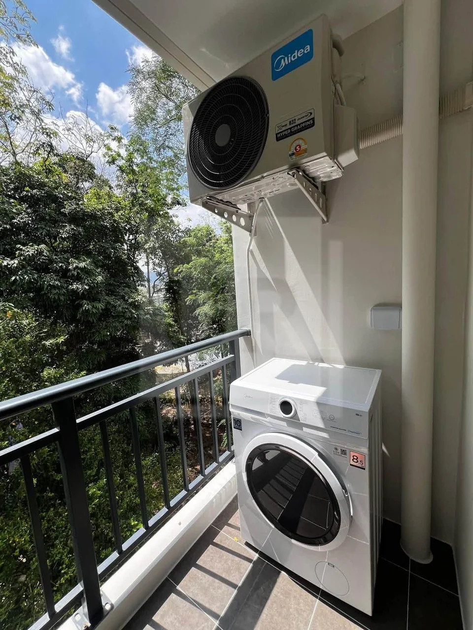 1-Bedroom Condo in Kamala, property photo
