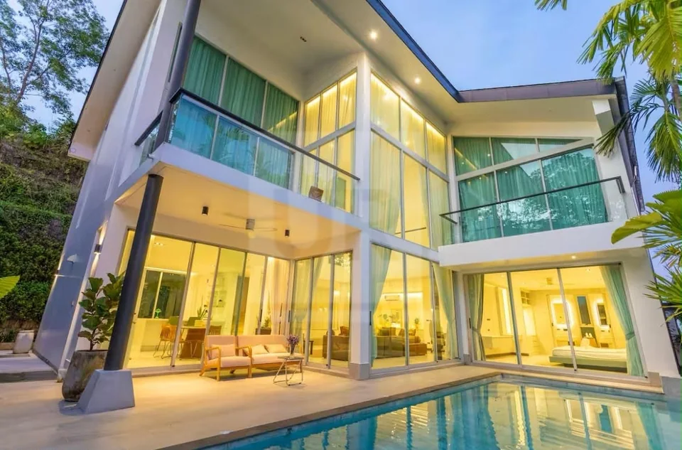 4-Bedroom Pool Villa in Choeng Thale, property photo