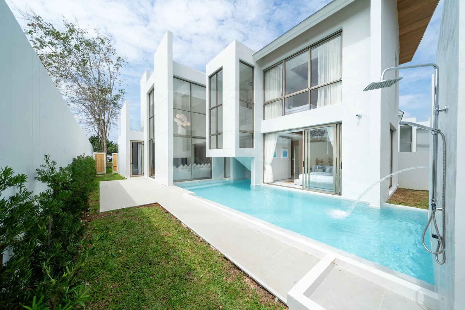 Private 4-Bedroom Pool Villa in Choeng Thale, property photo