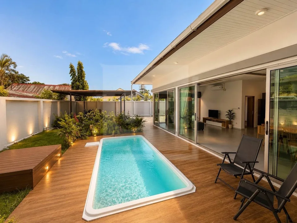 This 3-Bedroom Pool Villa in Rawai, property photo