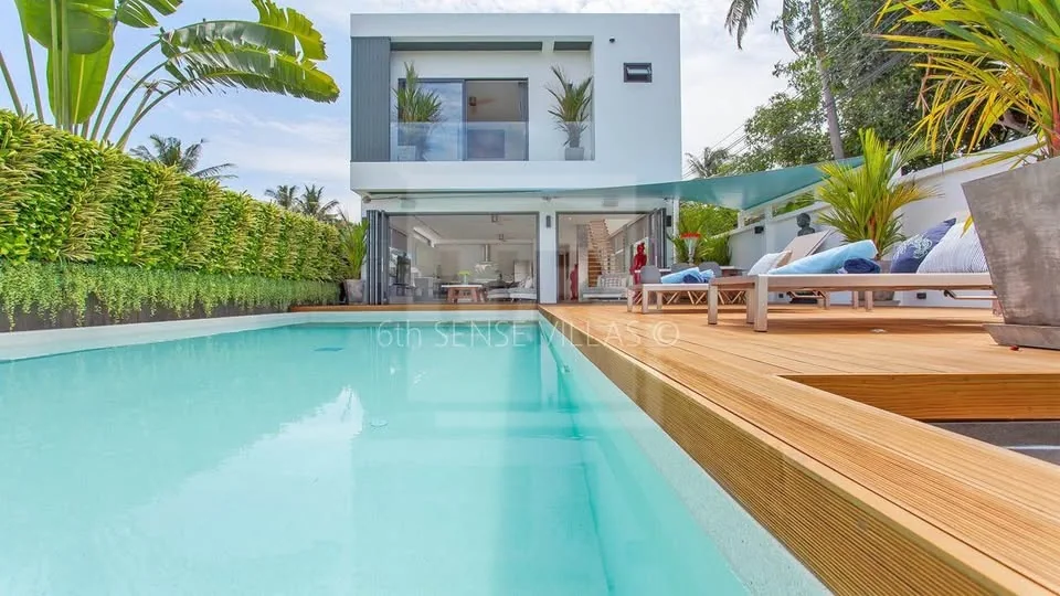Private Pool 4-Bedroom Pool Villa in Rawai, property photo