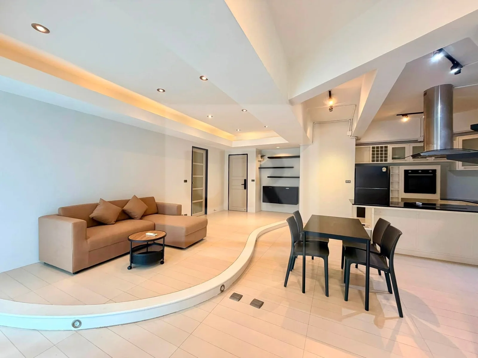 1-Bedroom Condo  In Kathu, property photo