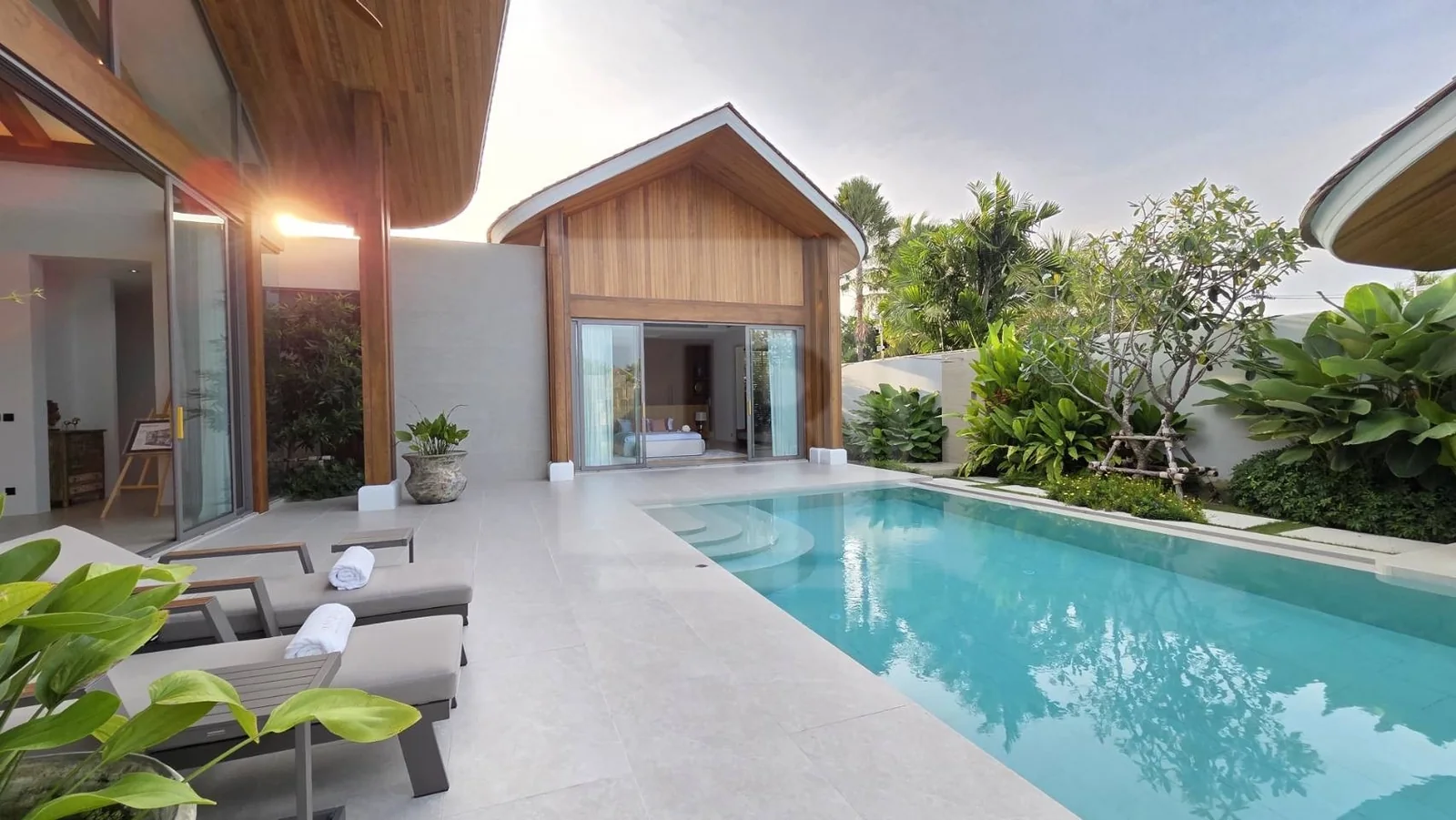4-Bedroom Pool Villa in Choeng Thale, property photo